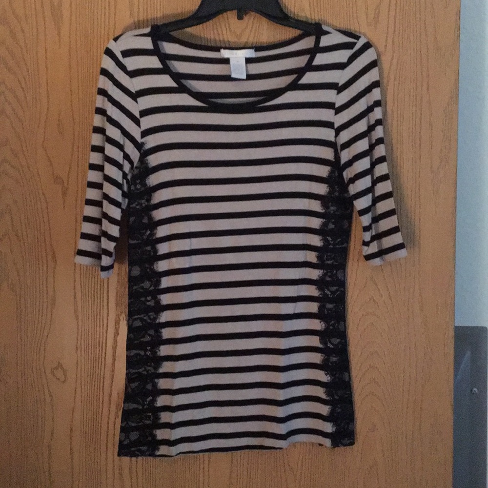 Striped shirt with lace detail